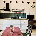 Atila Appartement *